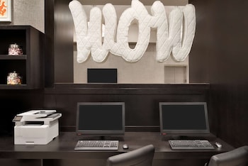 embassy suites by hilton new york manhattan times square