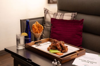 embassy suites by hilton new york manhattan times square