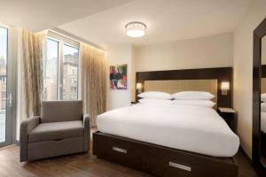 embassy suites by hilton new york manhattan times square