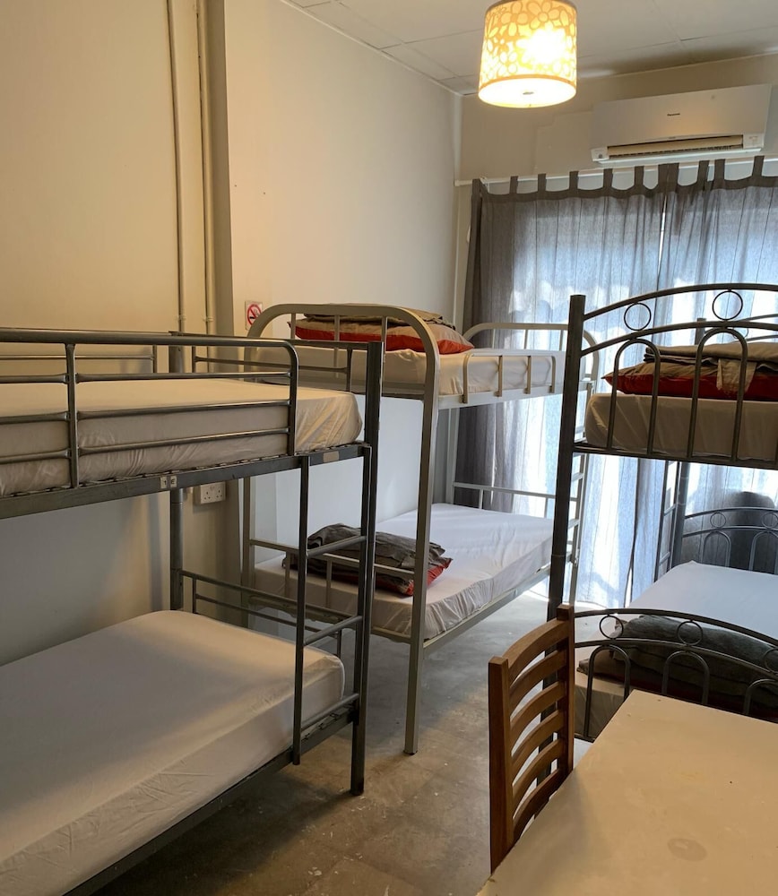 city backpackers singapore