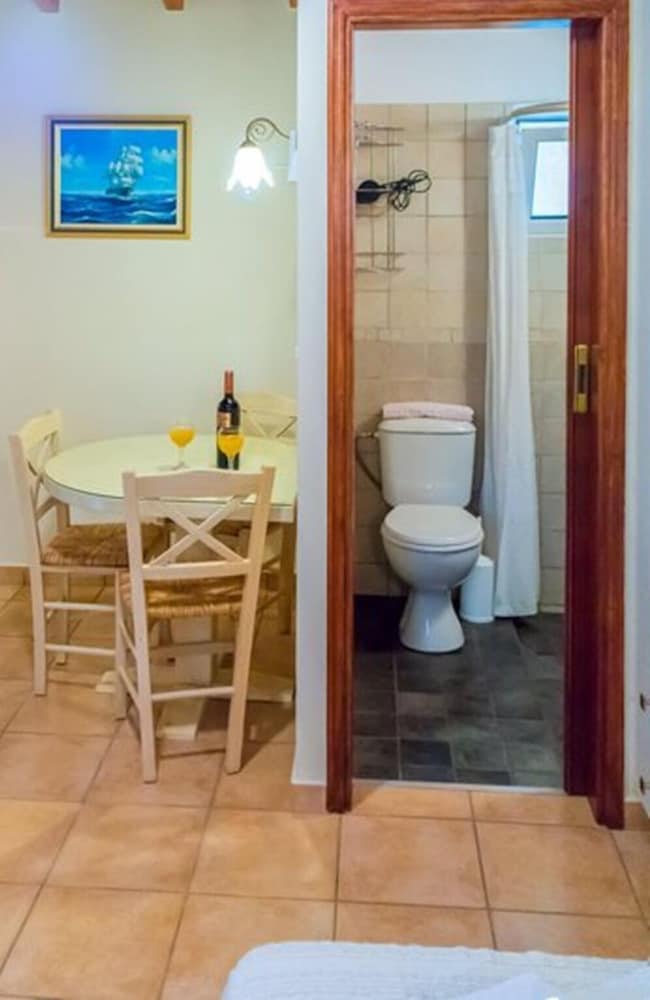 Anthias Garden,Lefkada>>Agios Ioannis,3 star