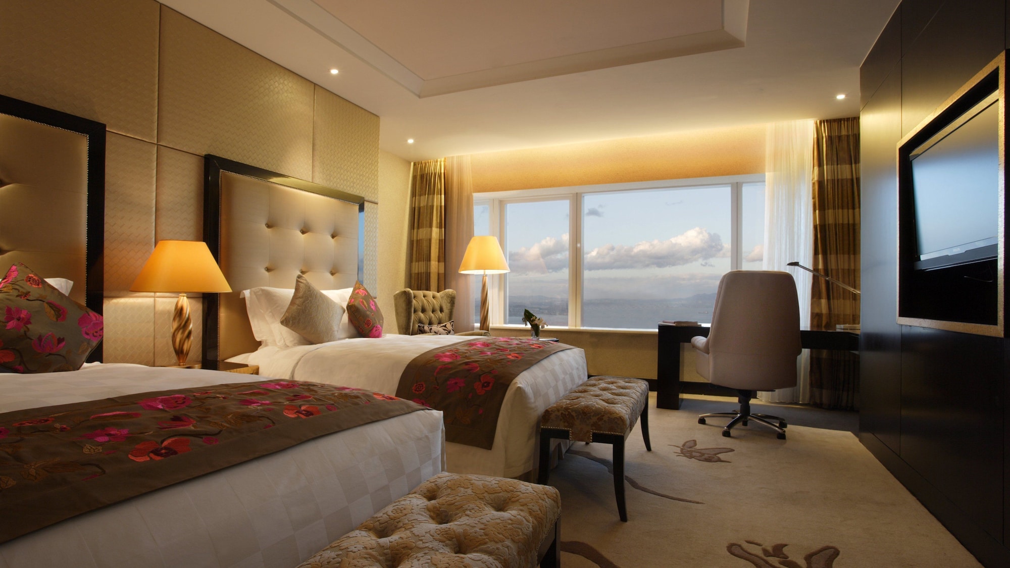 intercontinental dalian by ihg