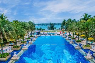 Wyndham Grand Plaza Royale Wenchang,Hainan>>Haikou,4 star