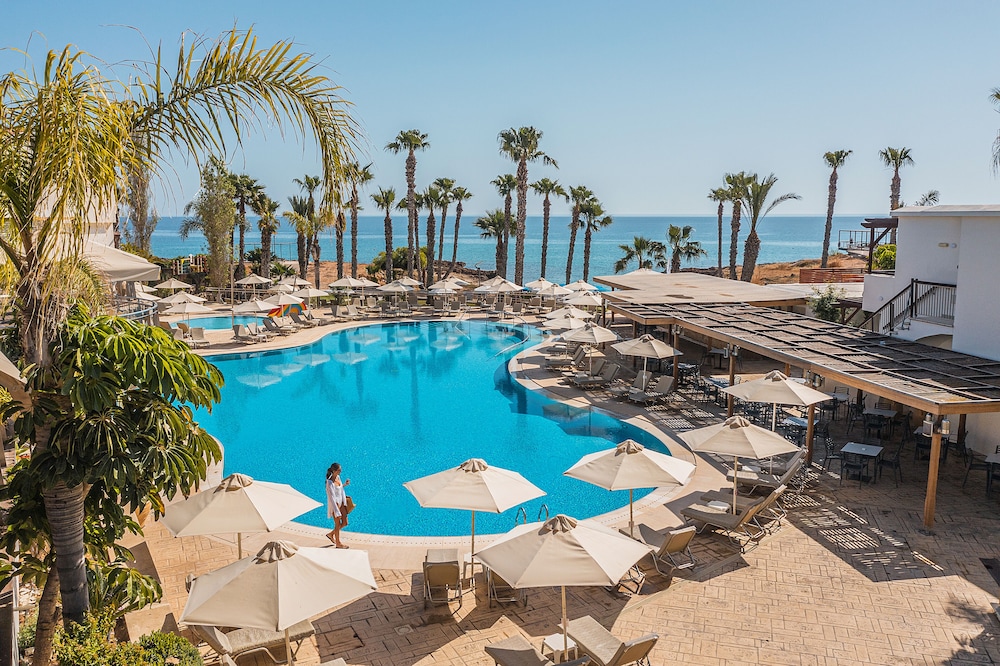 louis althea beach hotel