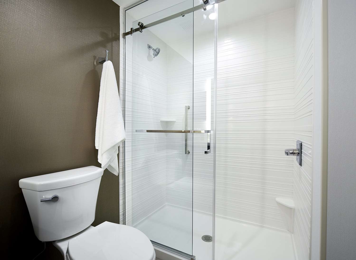 hilton garden inn roslyn