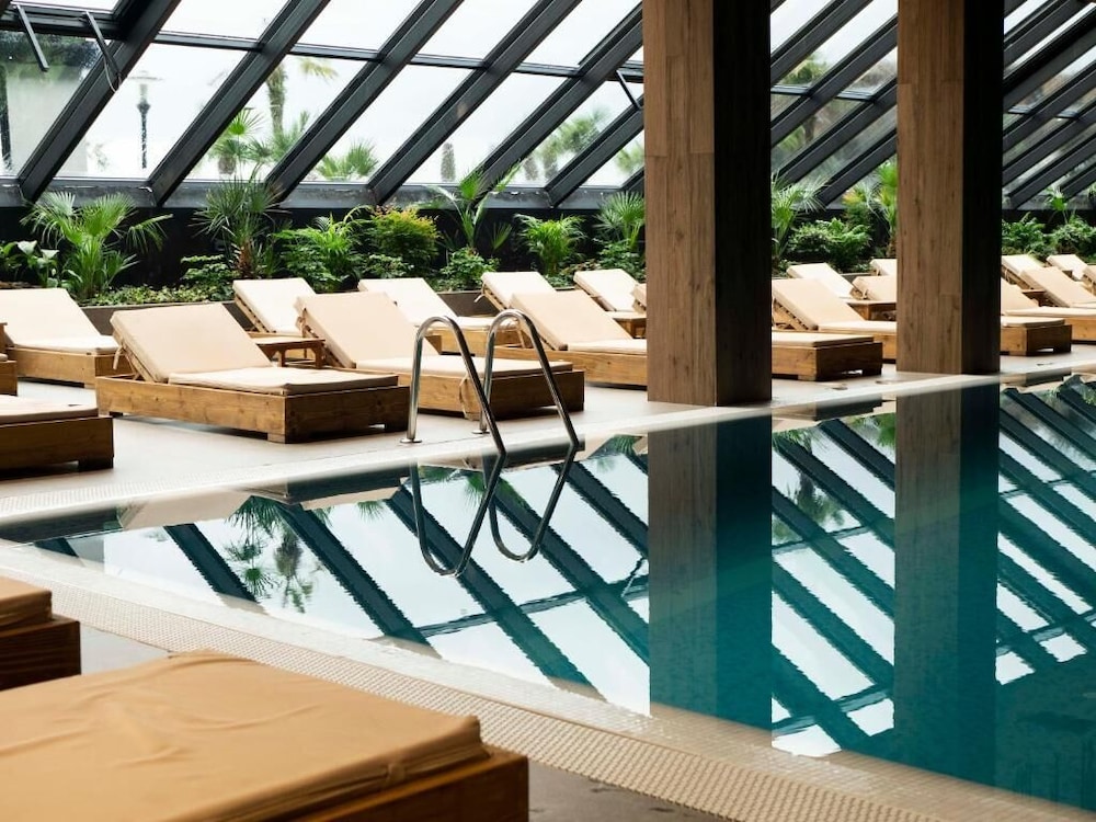 select hill resort