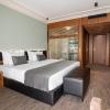 select hill resort