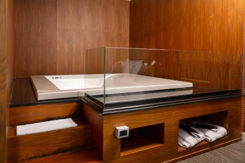 select hill resort