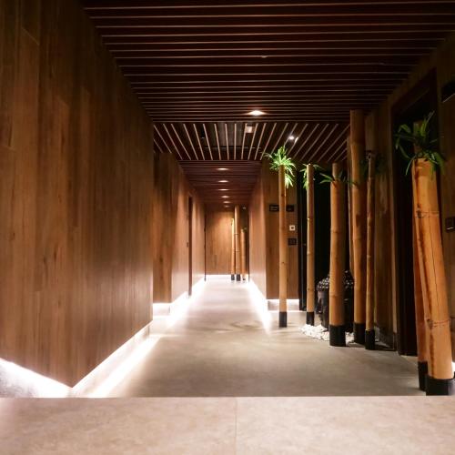 select hill resort