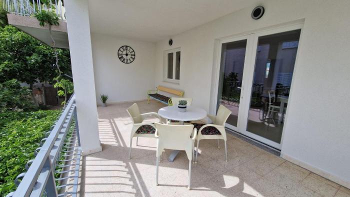 apartments mediteraneo