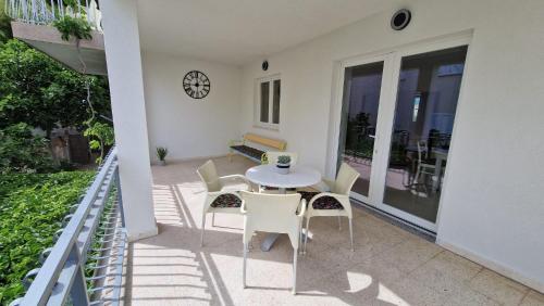 apartments mediteraneo