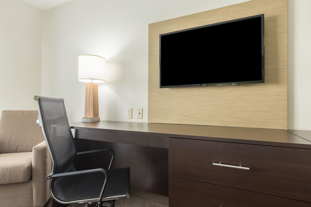 sleep inn and suites