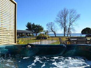 Cedarwood Lakeside Motel & Conference Venue,Rotorua>>Holdens Bay,4 star