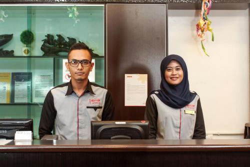 hotel sri bernam