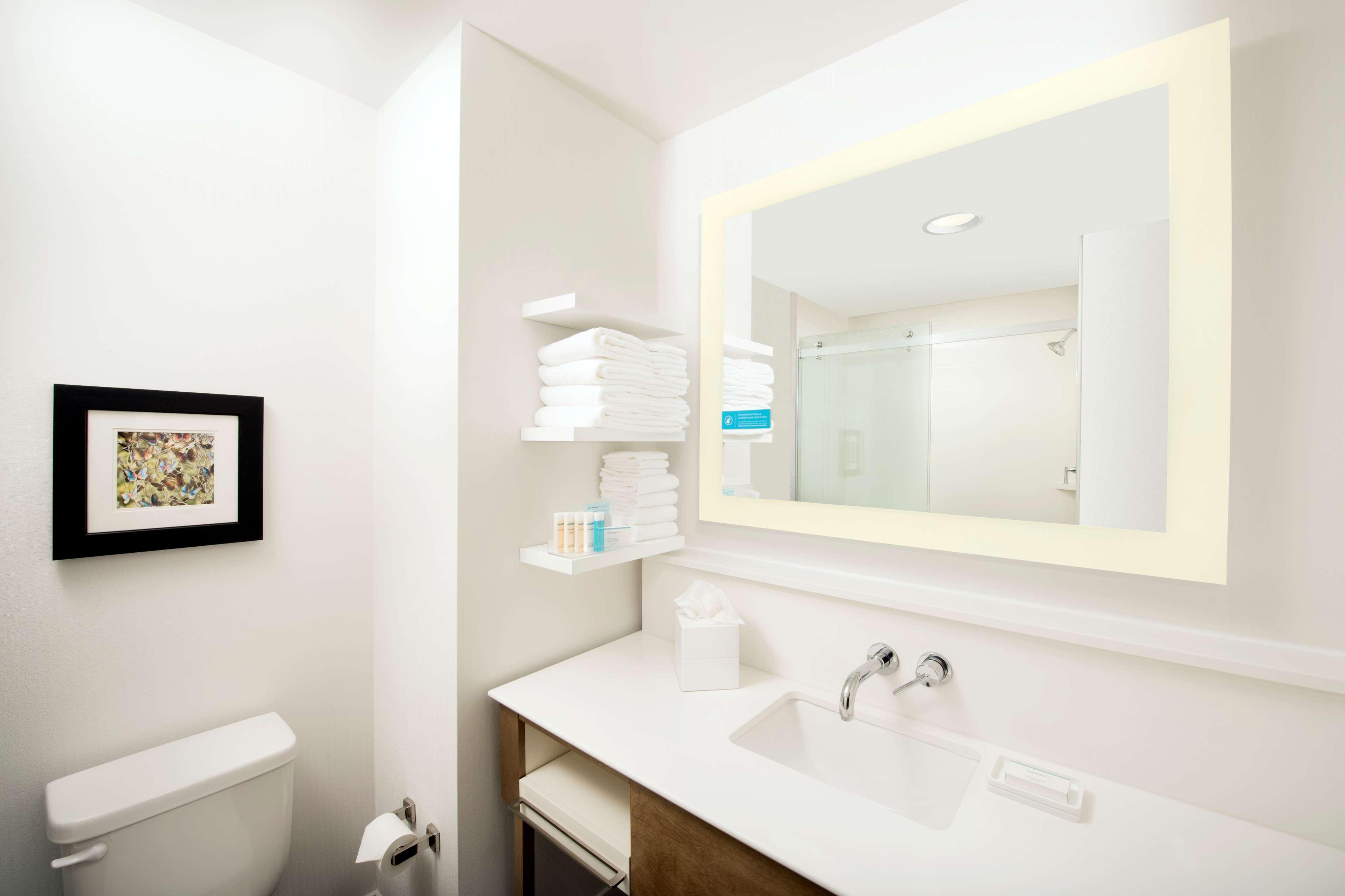 hampton inn by hilton wilmington downtown