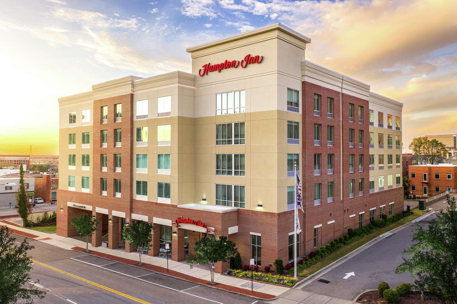 hampton inn by hilton wilmington downtown