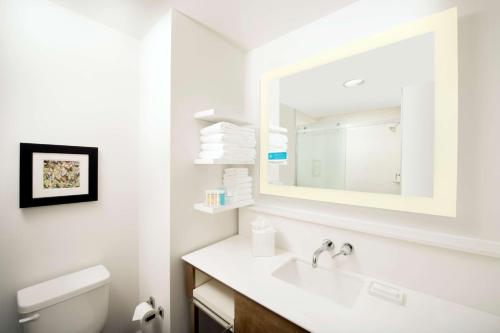 hampton inn by hilton wilmington downtown