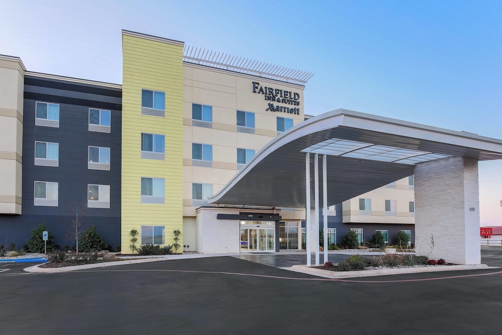 fairfield inn and suites by marriott wichita falls northwest