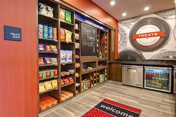 hampton inn and suites by hilton grande prairie