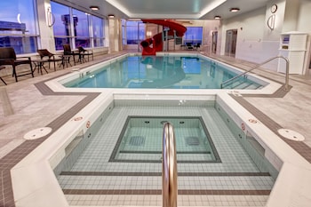 hampton inn and suites by hilton grande prairie