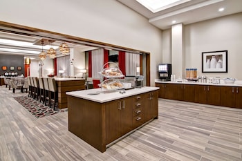 hampton inn and suites by hilton grande prairie
