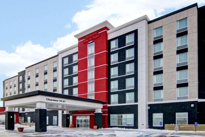hampton inn and suites by hilton grande prairie