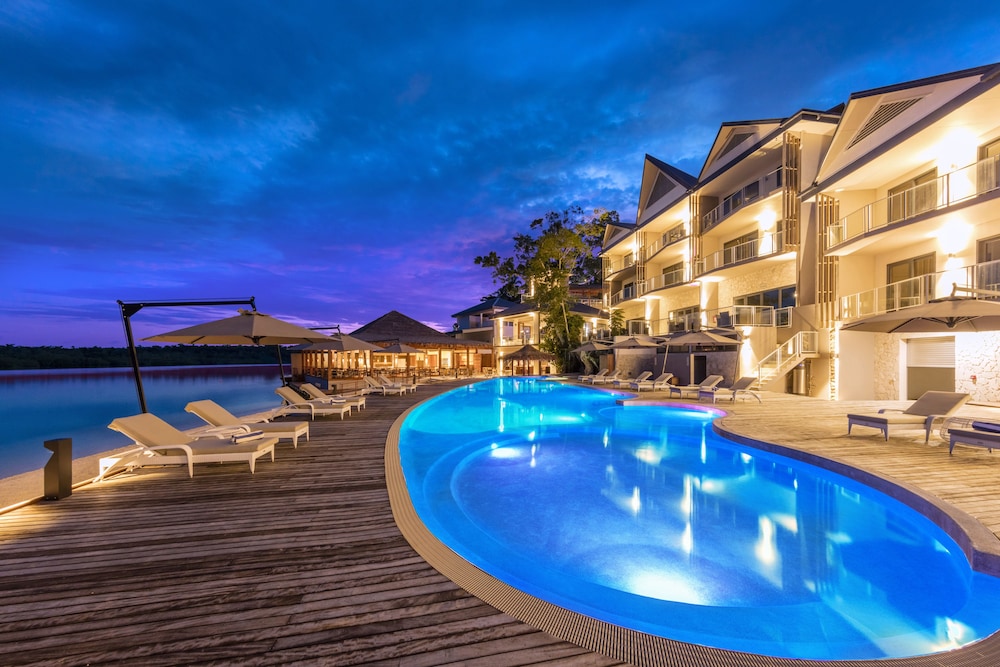 ramada resort by wyndham port vila