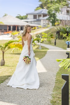 ramada resort by wyndham port vila