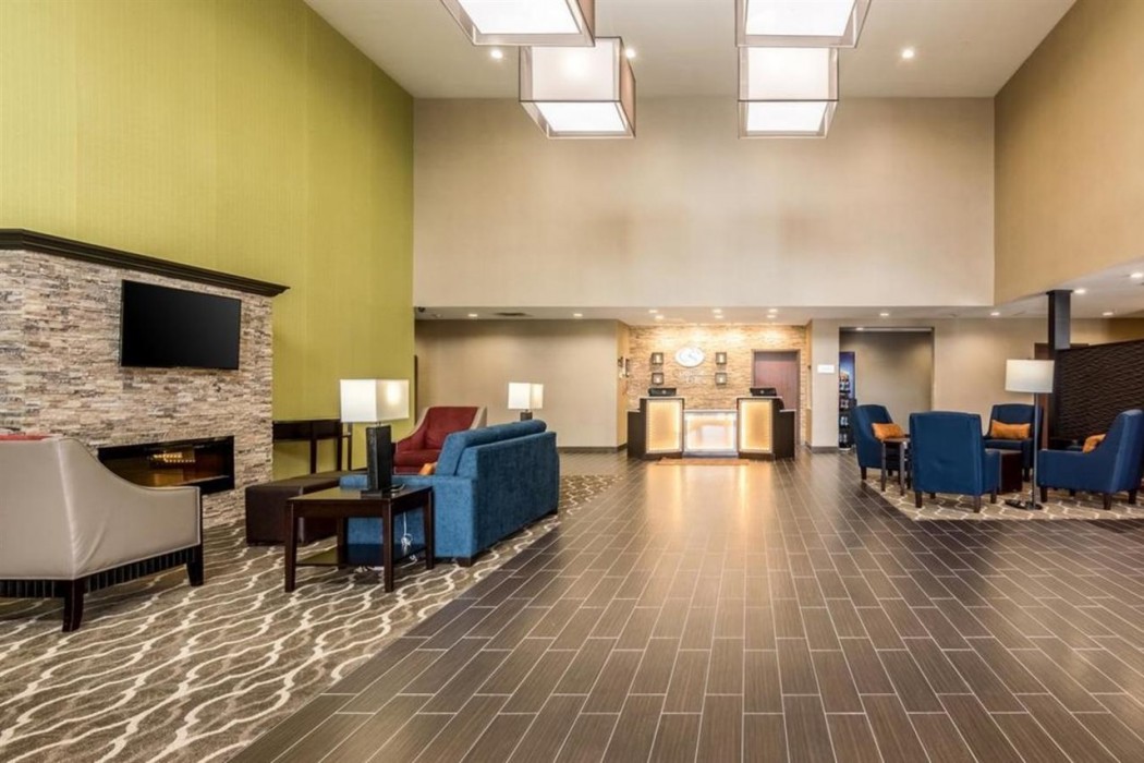 comfort suites meridian and i 40