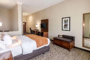 comfort suites meridian and i 40