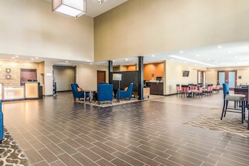 comfort suites meridian and i 40