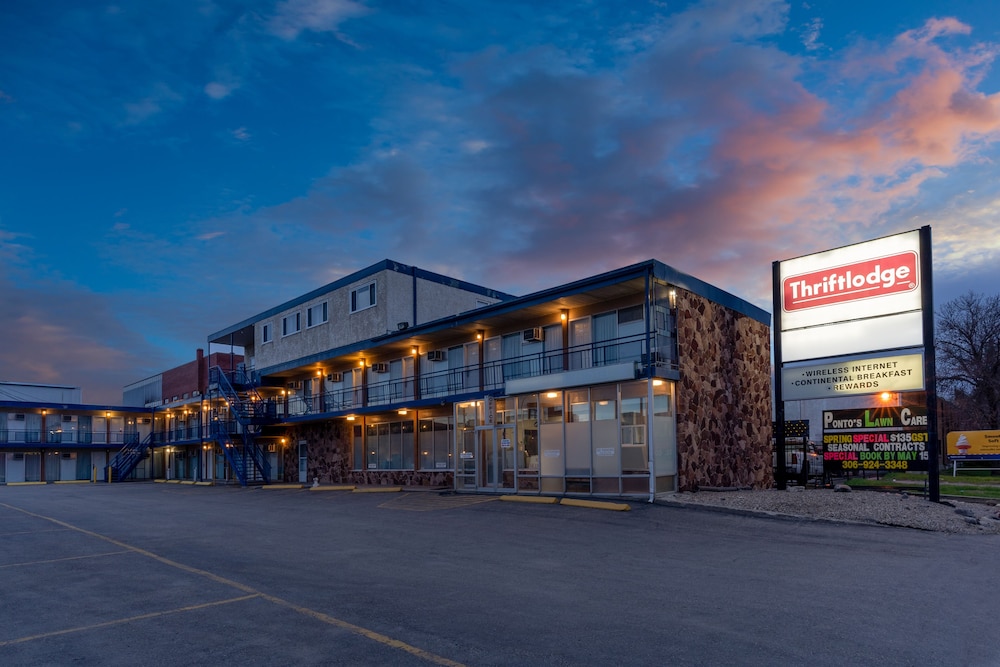 thriftlodge by wyndham regina north