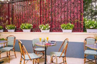 timhotel tour eiffel