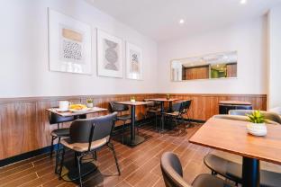 timhotel tour eiffel