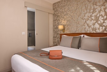 timhotel tour eiffel