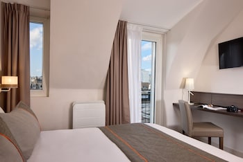 timhotel tour eiffel