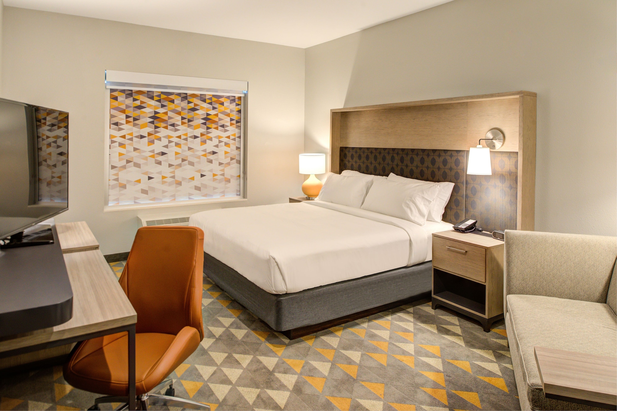 holiday inn and suites houston west katy mills