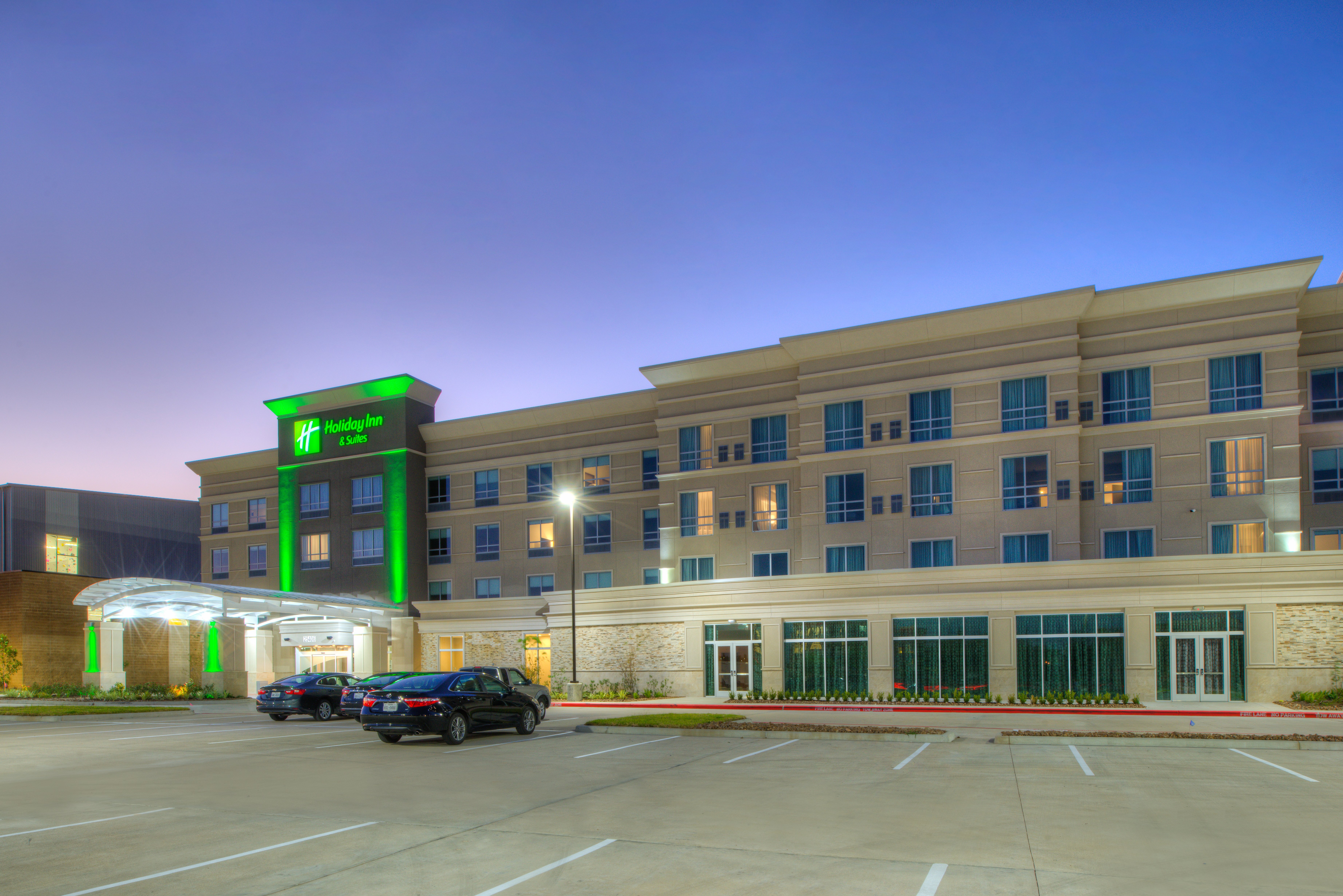 holiday inn and suites houston west katy mills