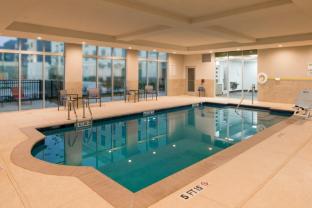 holiday inn and suites houston west katy mills