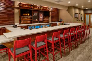 holiday inn and suites houston west katy mills