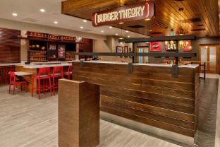 holiday inn and suites houston west katy mills