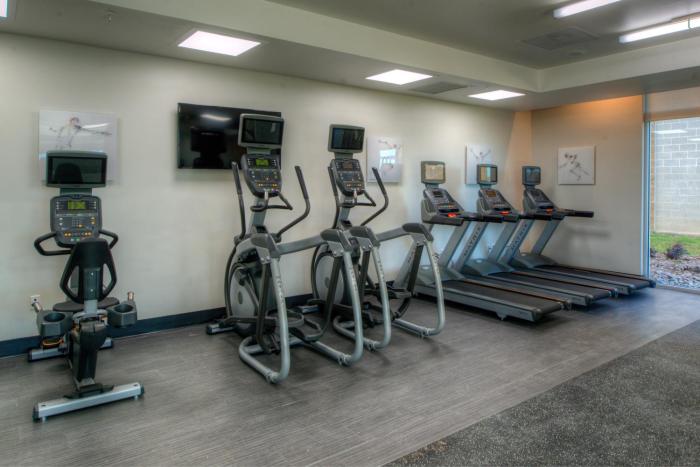 holiday inn and suites houston west katy mills