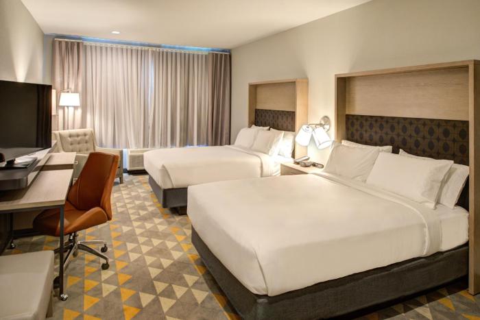 holiday inn and suites houston west katy mills