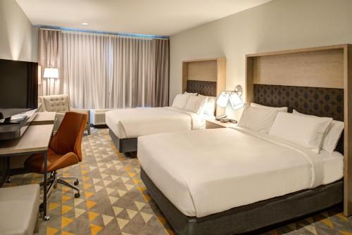holiday inn and suites houston west katy mills