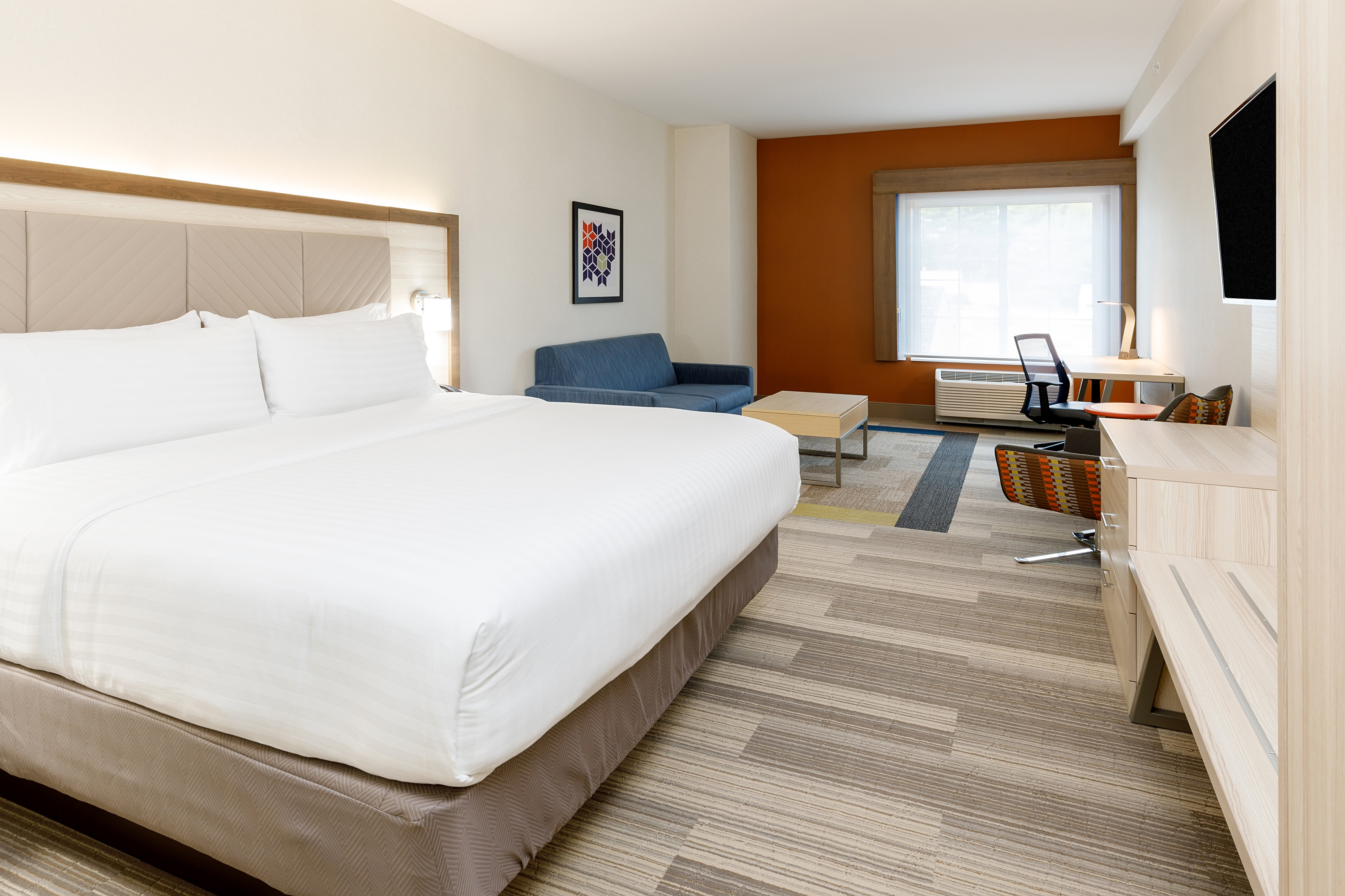 holiday inn express and suites sturbridge by ihg