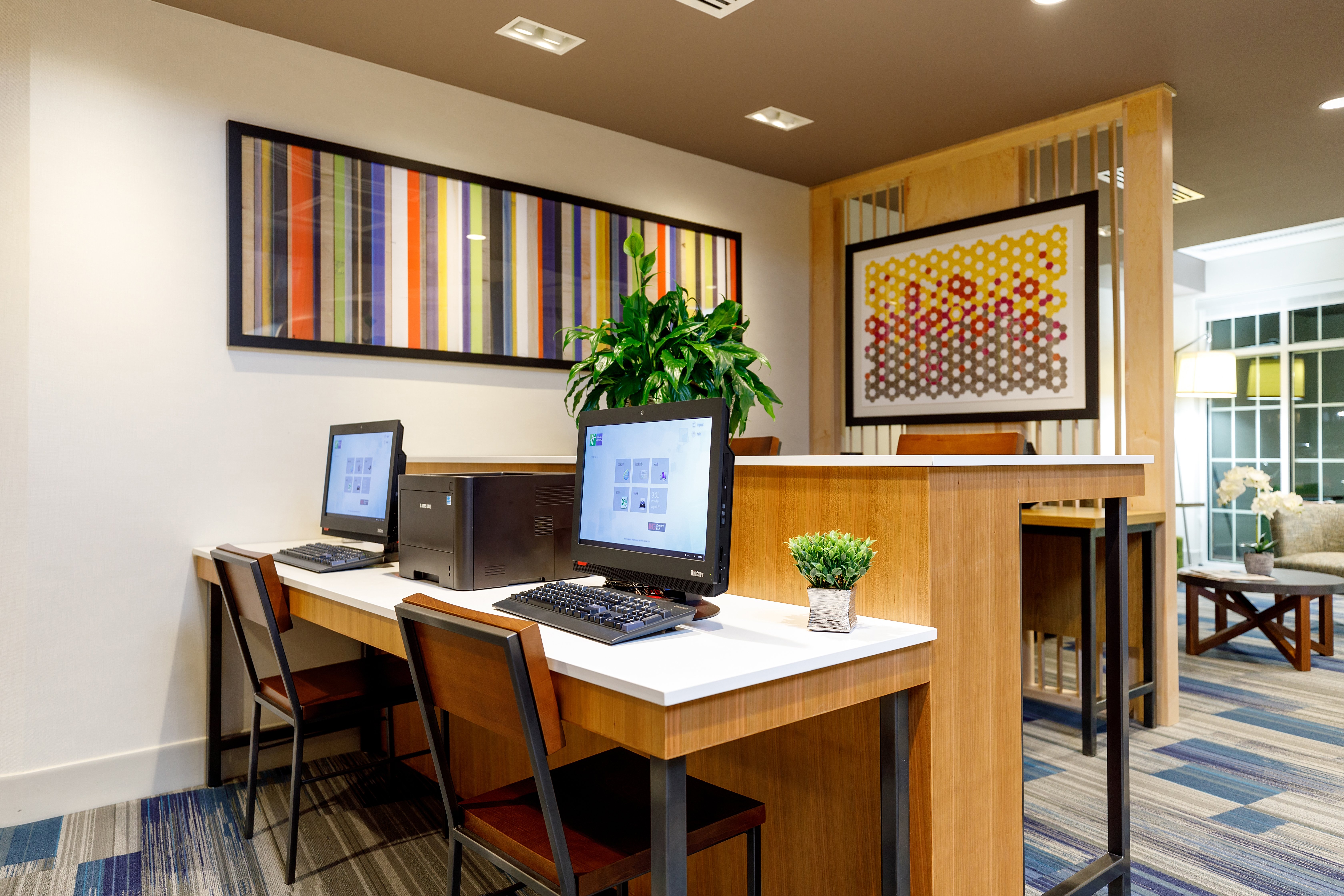 holiday inn express and suites sturbridge by ihg