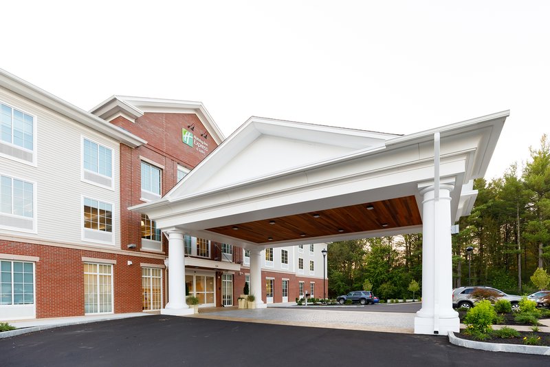 holiday inn express and suites sturbridge by ihg
