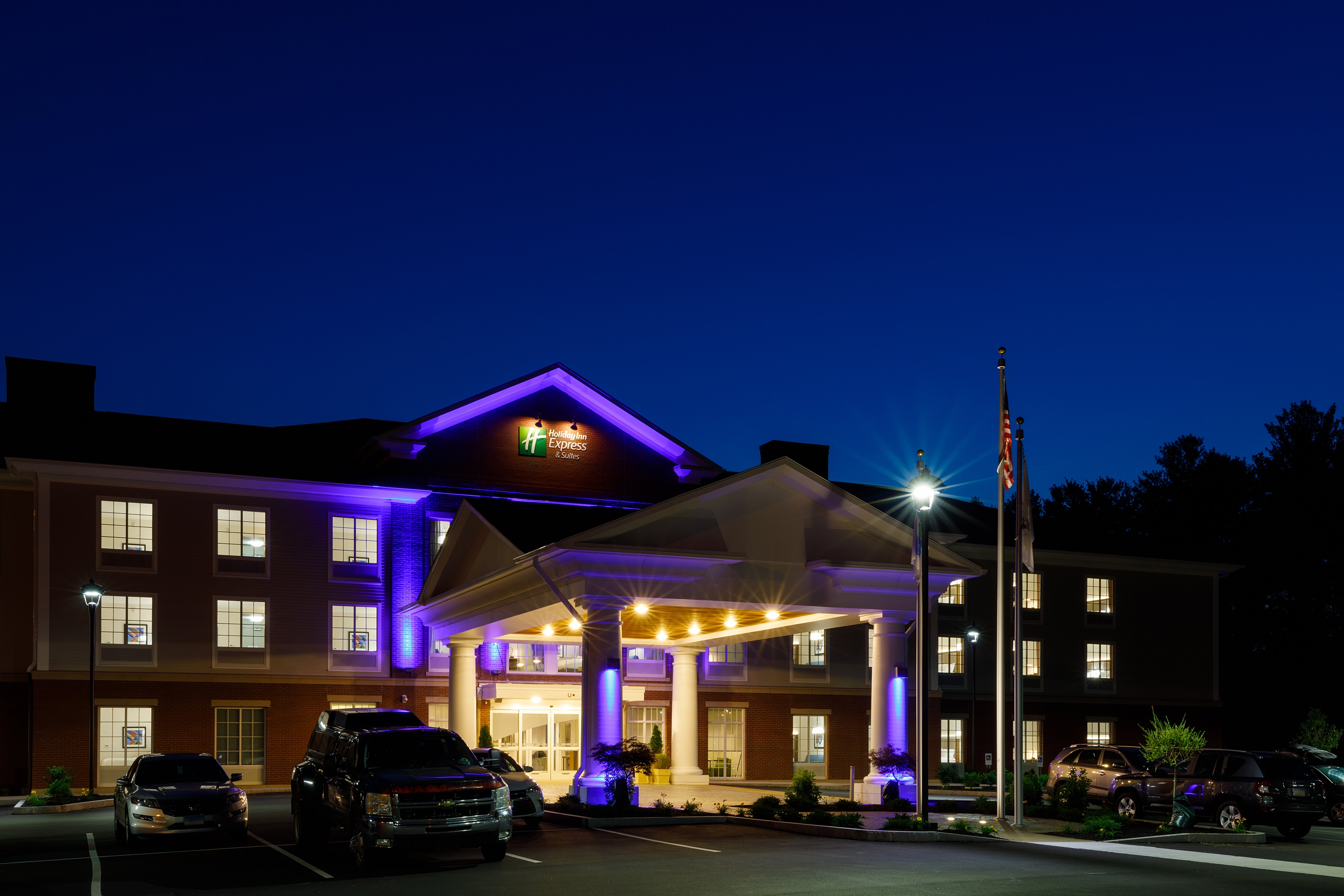 holiday inn express and suites sturbridge by ihg