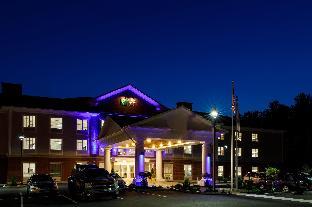 holiday inn express and suites sturbridge by ihg