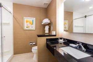 fairfield inn and suites by marriott bay city